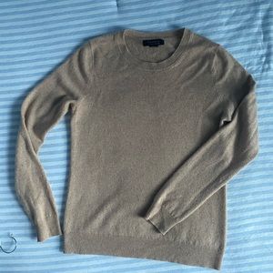 Tahari 100% 2-ply cashmere sweater